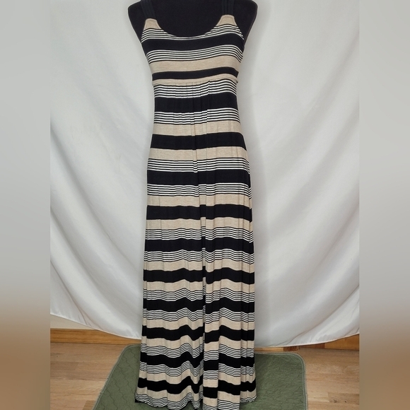 Calvin Klein Striped Criss-Cross Back Summer Maxi Dress - Size 4 - Picture 1 of 7